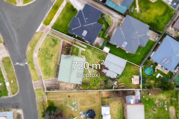27 Warrawee Avenue