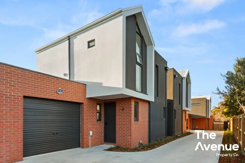 Main view of Homely townhouse listing, 4/6 Lorna Street, Seaford VIC 3198