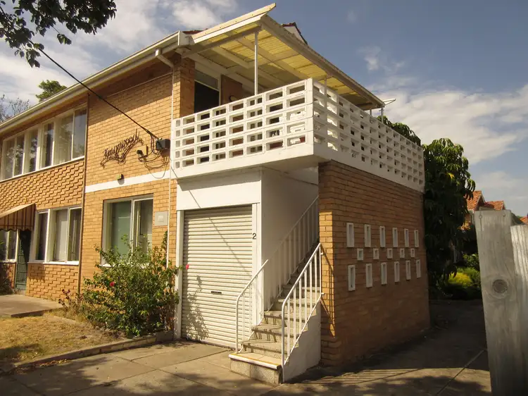 2/13 Fletcher Street