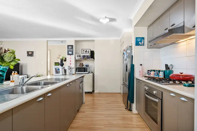 Sixth view of Homely house listing, 19 Coppito Circle, Beeliar WA 6164