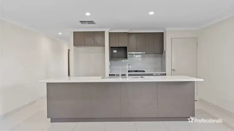 Fourth view of Homely house listing, 2/89 Cochrane Loop, Aveley WA 6069