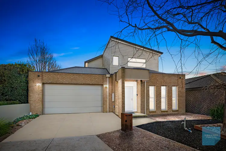 7 Begonia Court