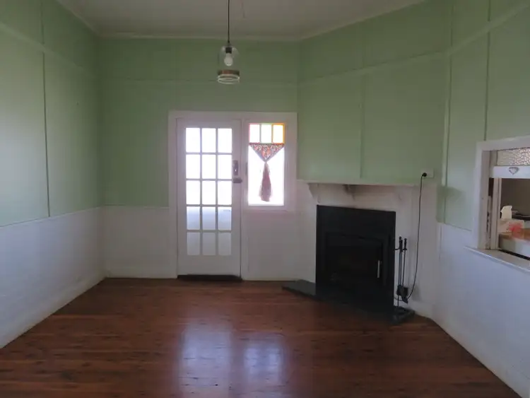 Fifth view of Homely house listing, 16 Francis Avenue, Gundagai NSW 2722