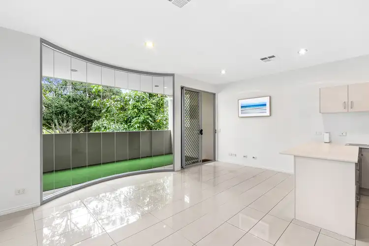 118 Carmody Road