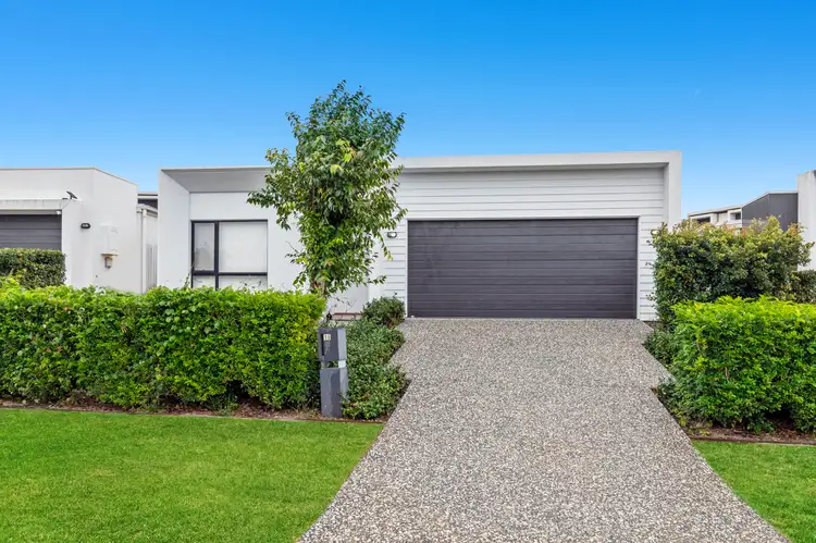 16 Sky Crescent, Pimpama QLD 4209