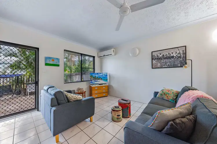 Fifth view of Homely unit listing, 2/5 Pleasant Drive, Cannonvale QLD 4802