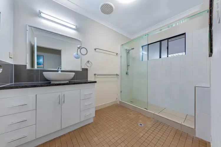 Seventh view of Homely unit listing, 2/5 Pleasant Drive, Cannonvale QLD 4802