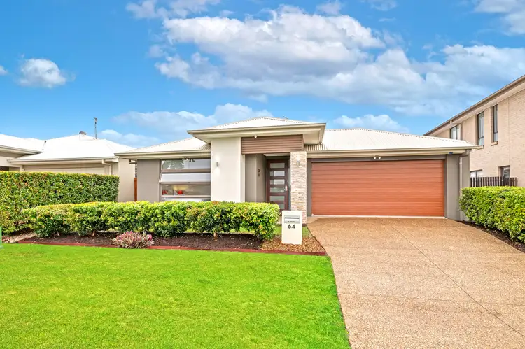 64 Whitsunday Circuit, Pimpama QLD 4209