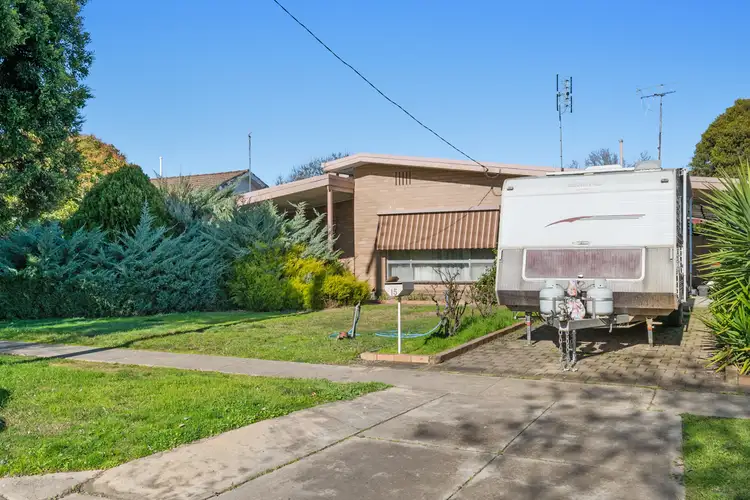15 Helms Court, Benalla VIC 3672