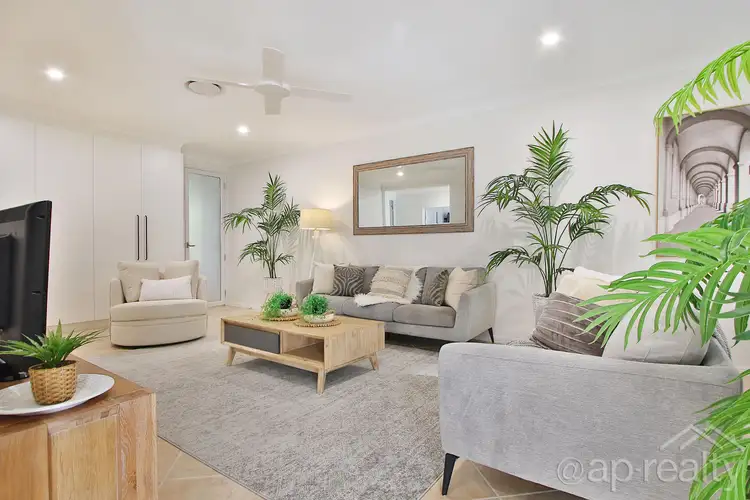 20 St Andrews Avenue, Forest Lake QLD 4078