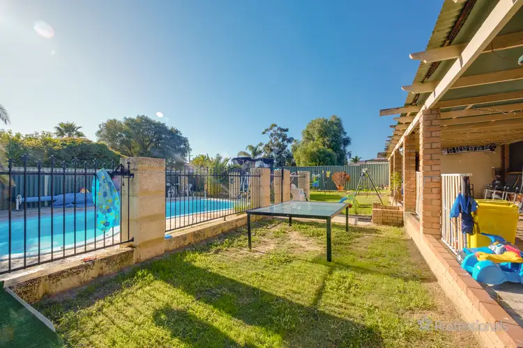 Fifth view of Homely house listing, 16 Logpine Crescent, Camillo WA 6111