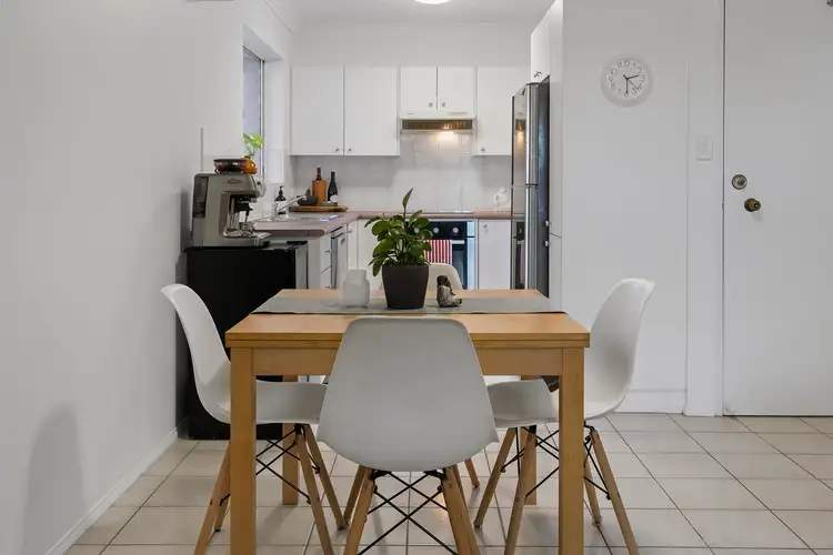 Sixth view of Homely unit listing, 2/53 Bellevue Avenue, Gaythorne QLD 4051