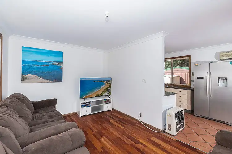 Fifth view of Homely house listing, 17 Shamrock Close, Woodrising NSW 2284