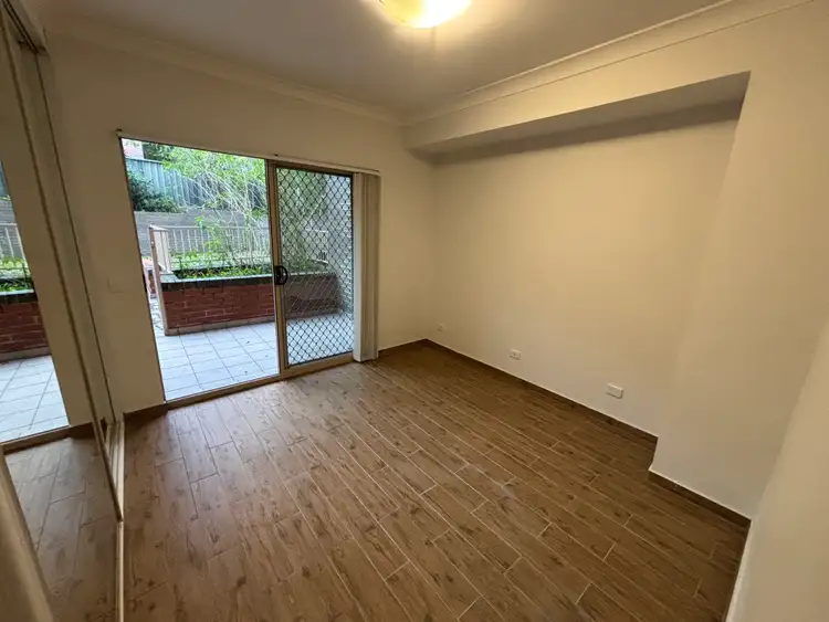 Fourth view of Homely unit listing, 2/6-8 The Crescent, Homebush NSW 2140