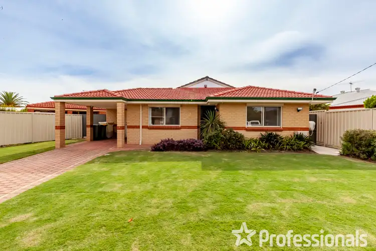 21 Abernethy Grove, Seville Grove WA 6112