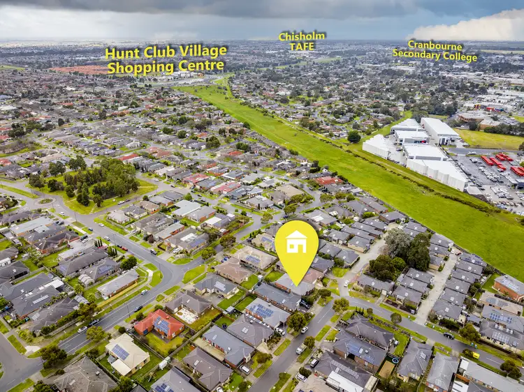 Fifth view of Homely house listing, 31 Valencia Circuit, Cranbourne VIC 3977