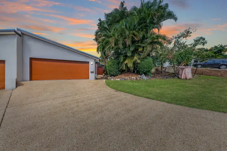 2/5 Wills Court, Cannonvale QLD 4802