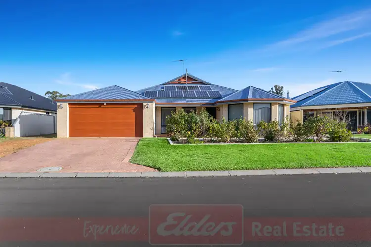 Second view of Homely house listing, 11 Meredith Way, Usher WA 6230