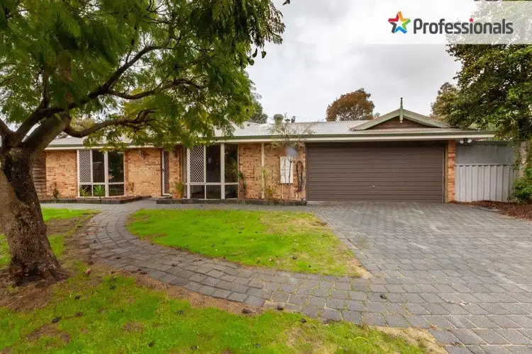 3 Leaf Place, Seville Grove WA 6112