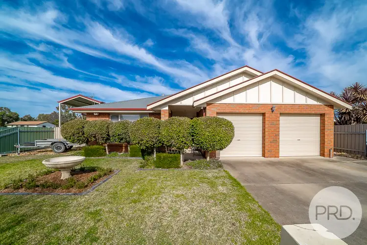 66 Jack Avenue, Mount Austin NSW 2650