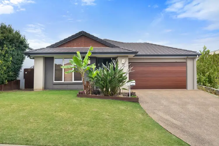 15 Hartley Crescent, North Lakes QLD 4509