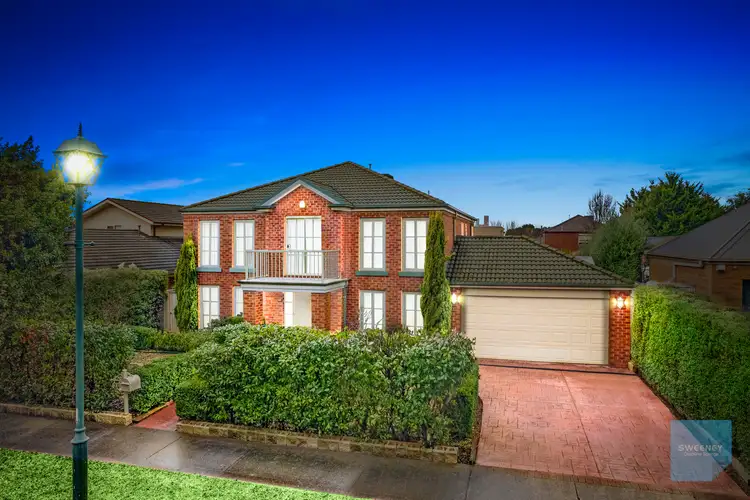 24 Bushy Park Avenue, Caroline Springs VIC 3023