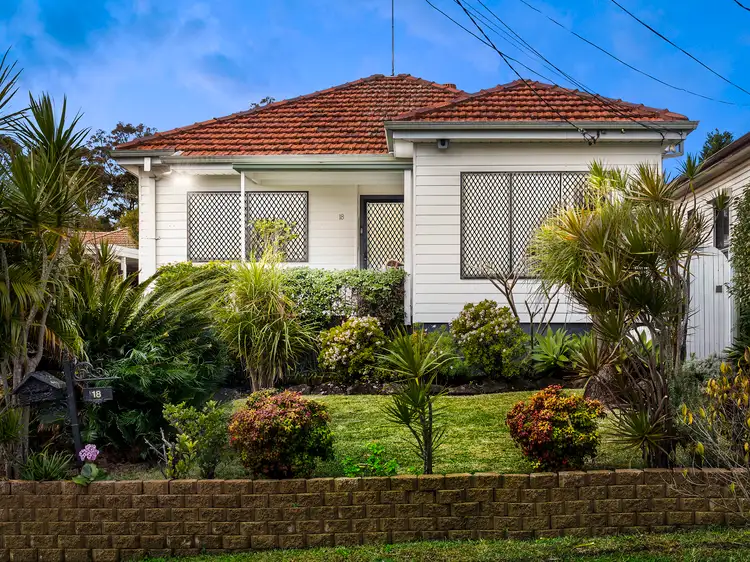 18 Chick Street