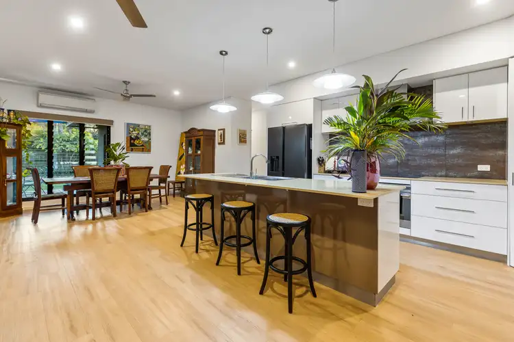 Second view of Homely house listing, 21 Foy way, Bilingurr WA 6725