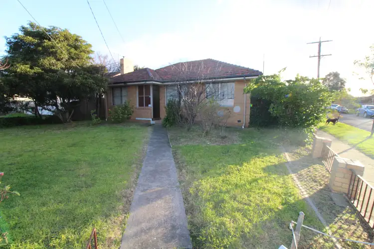 32 Thomas Street, Laverton VIC 3028