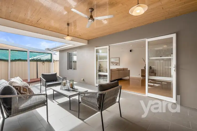 4a Vaughan Place, Hamilton Hill WA 6163