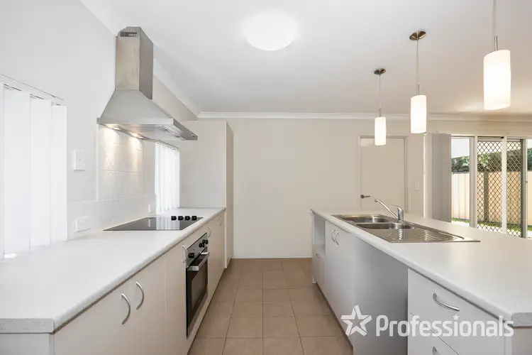 14 Canunda Way, Yanchep WA 6035