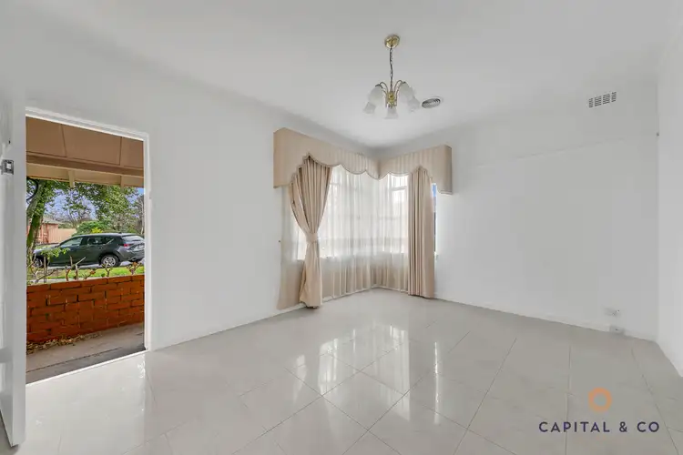 Fourth view of Homely house listing, 6 Byron Court, Heidelberg Heights VIC 3081