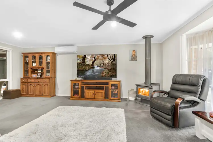 Second view of Homely house listing, 29 Balmoral Way, Pakenham VIC 3810