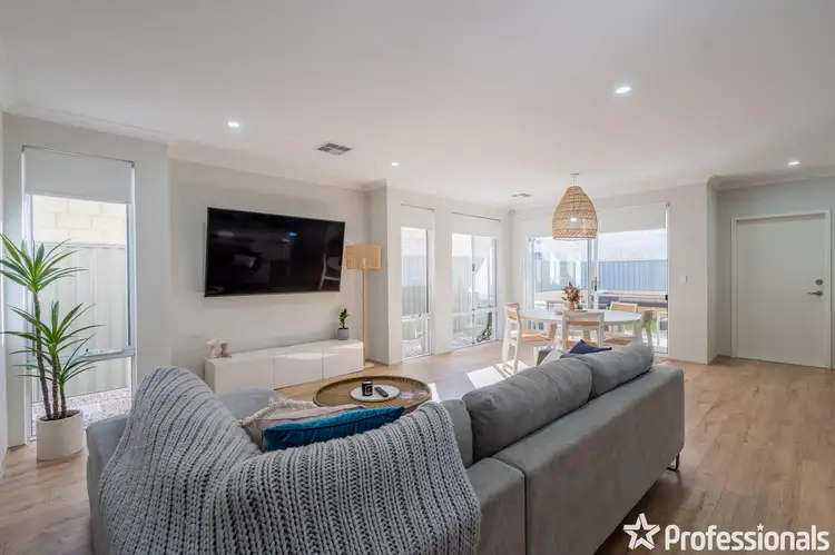 Fourth view of Homely house listing, 93 Macadamia Loop, Piara Waters WA 6112