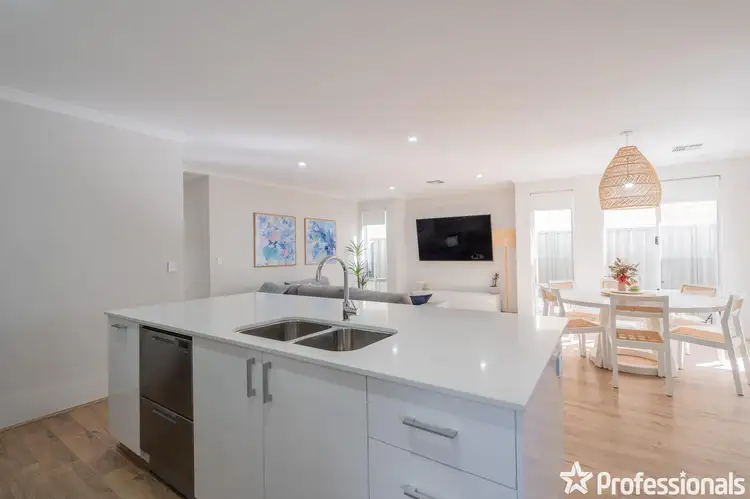 Fifth view of Homely house listing, 93 Macadamia Loop, Piara Waters WA 6112