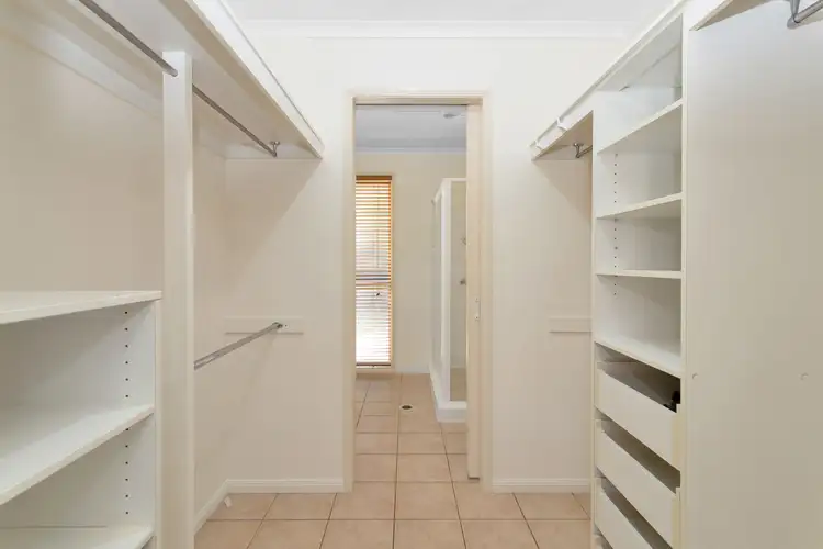 Sixth view of Homely house listing, 5 Malabar Court, Glenella QLD 4740