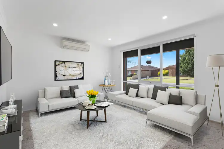 Fourth view of Homely house listing, 8 McMaster Court, Pakenham VIC 3810