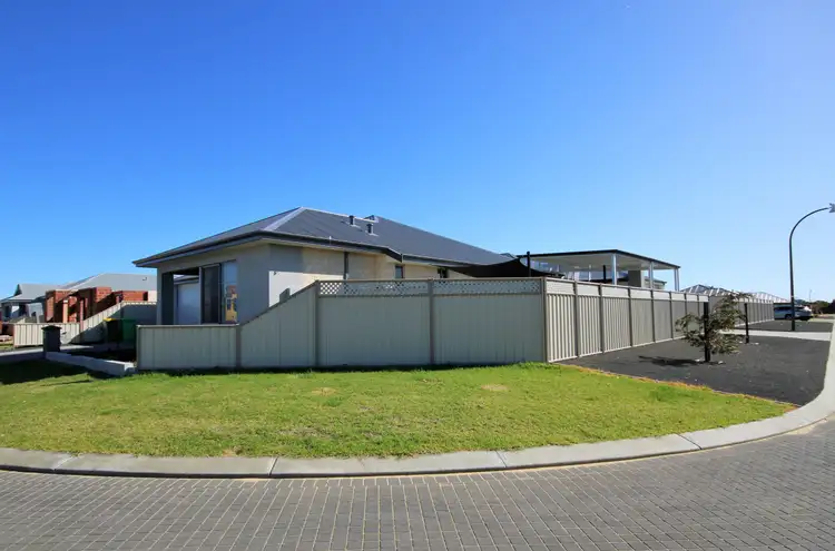 Second view of Homely house listing, 46 Aquamarine Terrace, Australind WA 6233