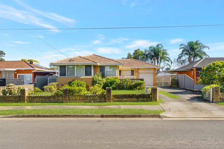 24 Rhondda Street, Smithfield NSW 2164