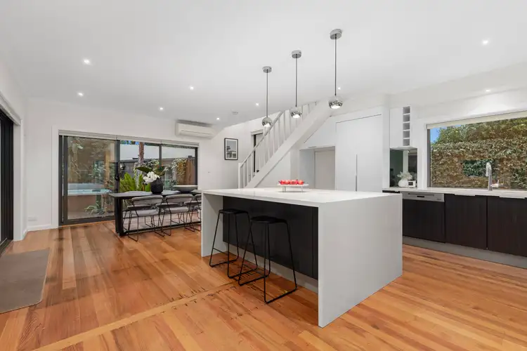 Sixth view of Homely house listing, 2 Christensen Street, Cheltenham VIC 3192