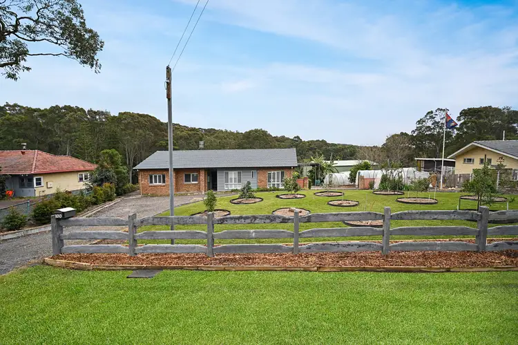 100 Pacific Highway, Jewells NSW 2280