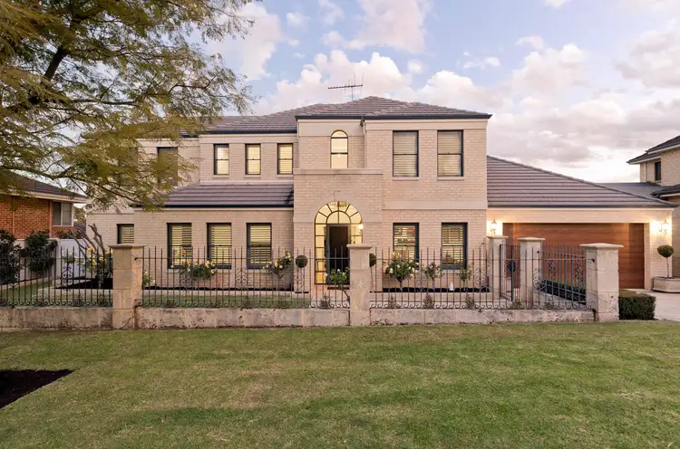 14 Lutey Road, Attadale WA 6156