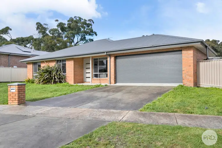 10 Cherry Court, Canadian VIC 3350