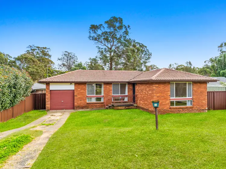 14 Hazel Place, Ingleburn NSW 2565