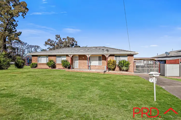 Main view of Homely house listing, 8 Avon Place, Tamworth NSW 2340