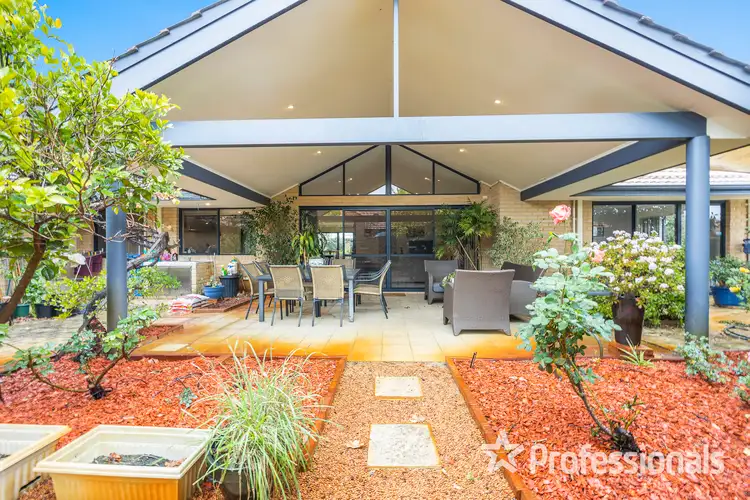 42 Roxburghe Drive, The Vines WA 6069