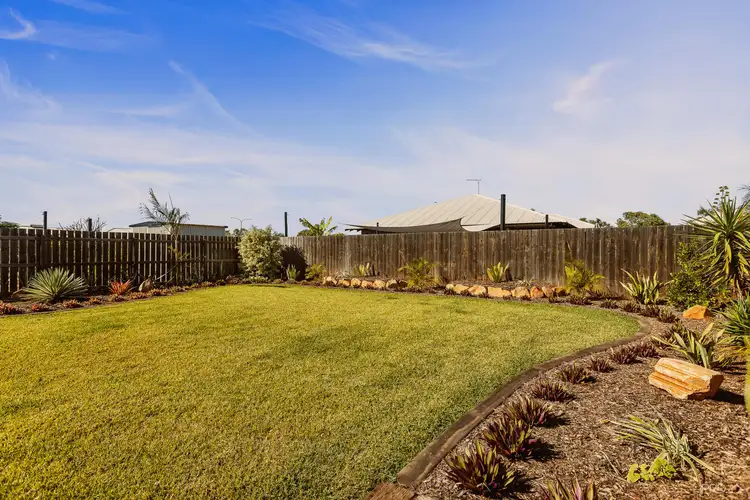 Second view of Homely house listing, 39 Sariago Terrace, Bilingurr WA 6725