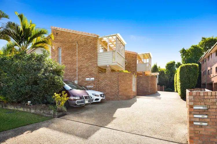 2/42 Newcross Street, Indooroopilly QLD 4068