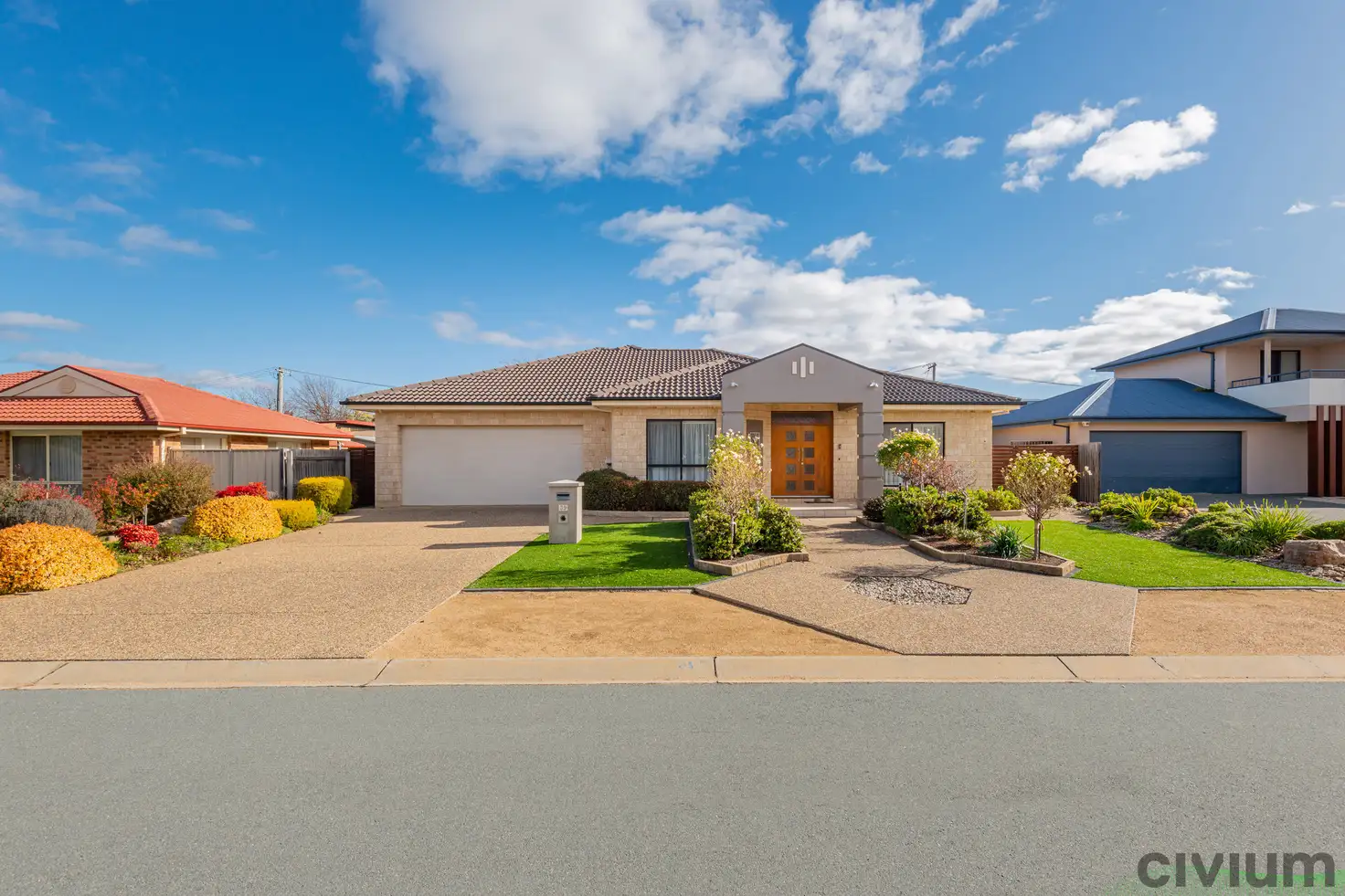 Main view of Homely house listing, 39 Jeanne Young Circuit, Mckellar ACT 2617