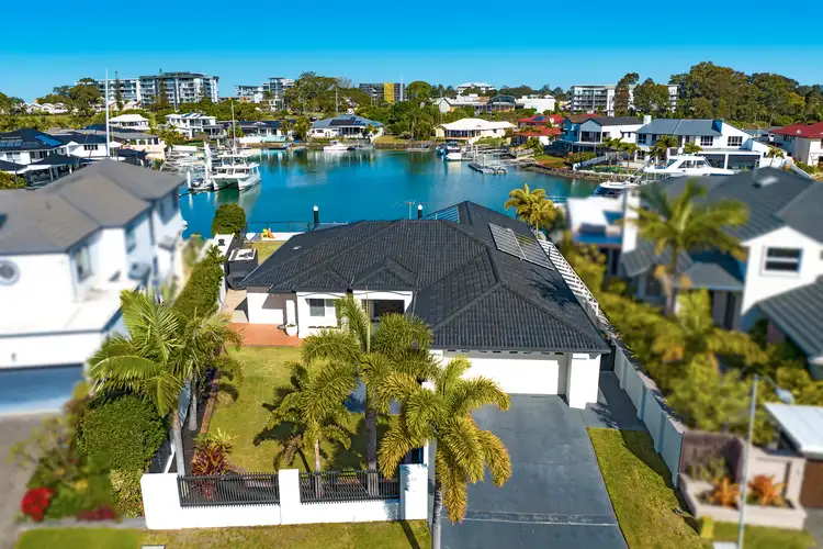 35 Mainroyal Court, Raby Bay QLD 4163